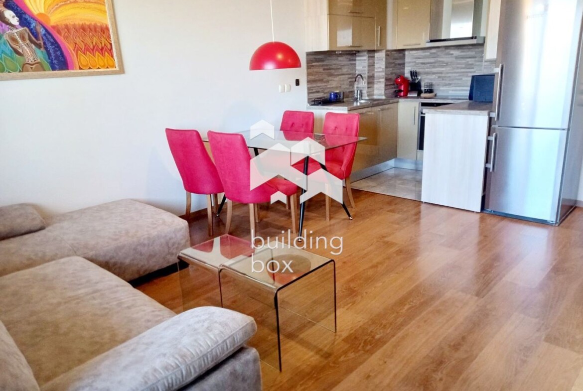 Просторен тристаен апартамент във висок клас затворен комплекс в кв. Витоша - 0