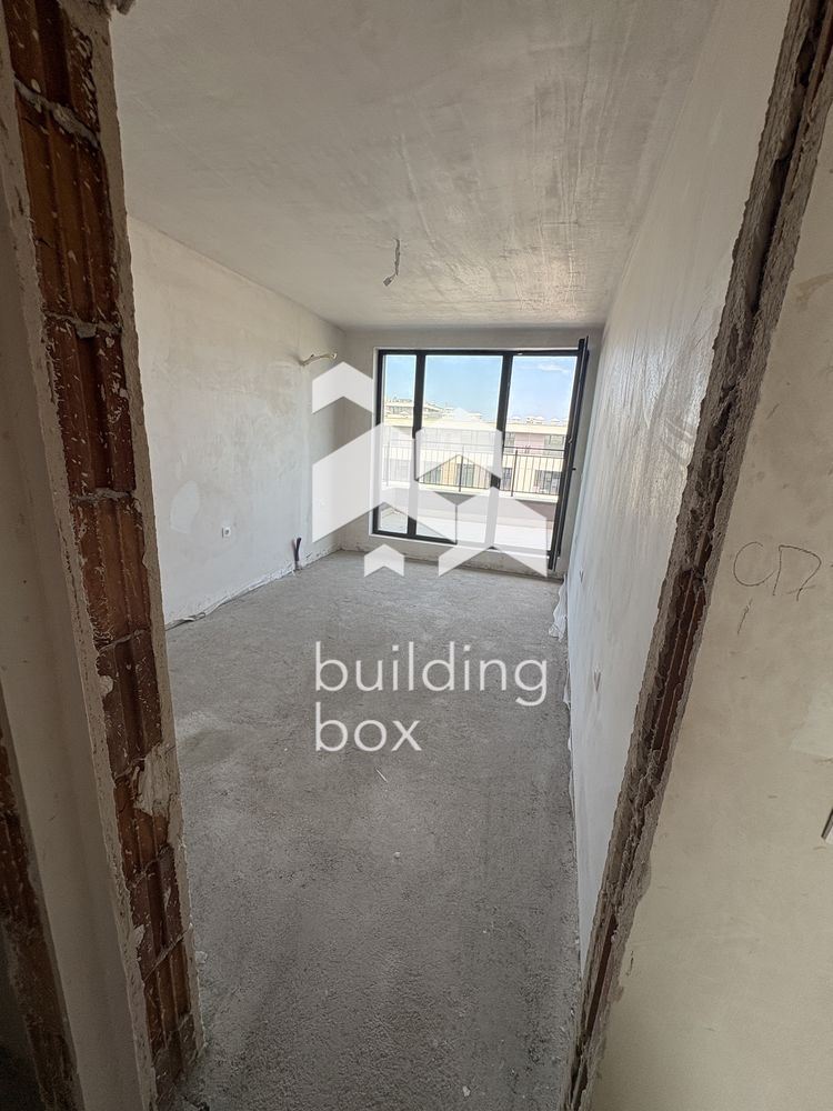 Тристаен апартамент с АКТ16 - кв. Тракия - 0