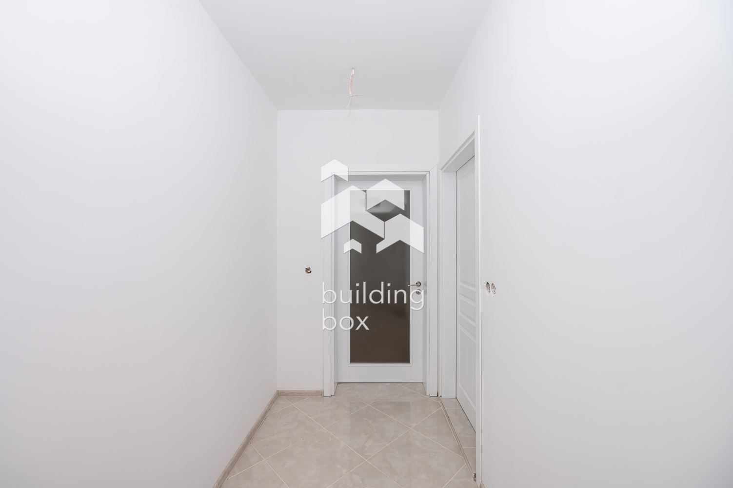 Тристаен апартамент - 0