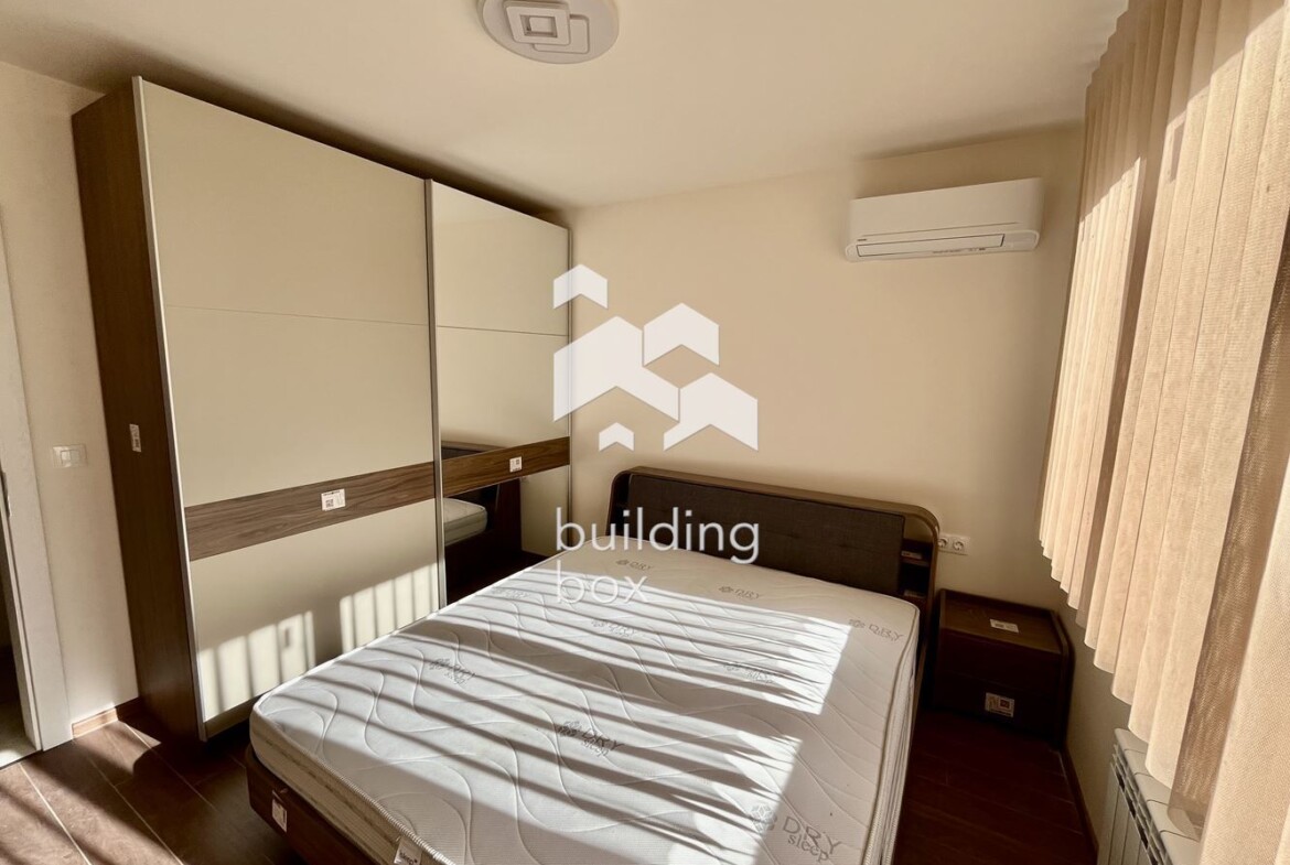 Чисто нов тристаен апартамент, ул. Флора - 0