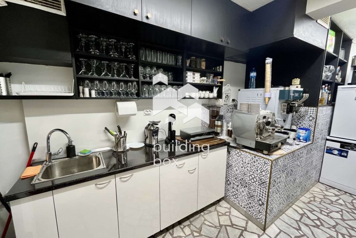 Напълно оборудвана и обзаведена сладкарница, Овча купел - 0