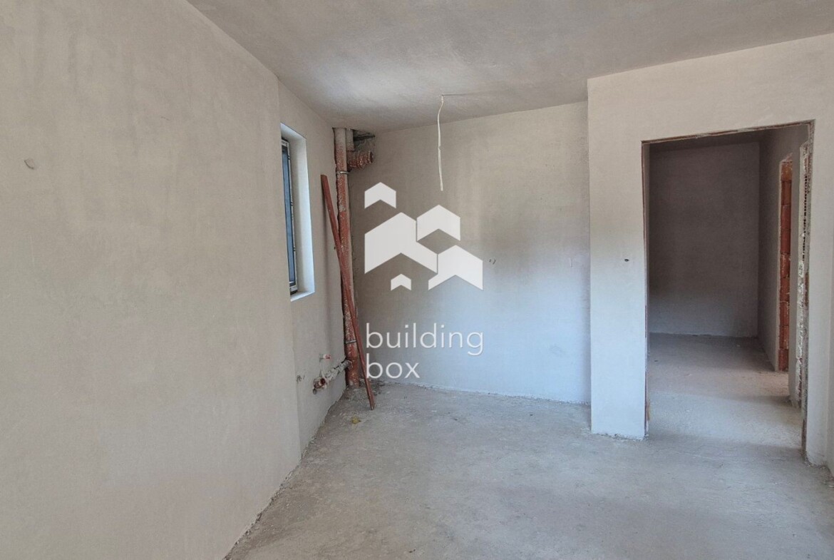 Тристаен апартамент на ул. Рая - 0