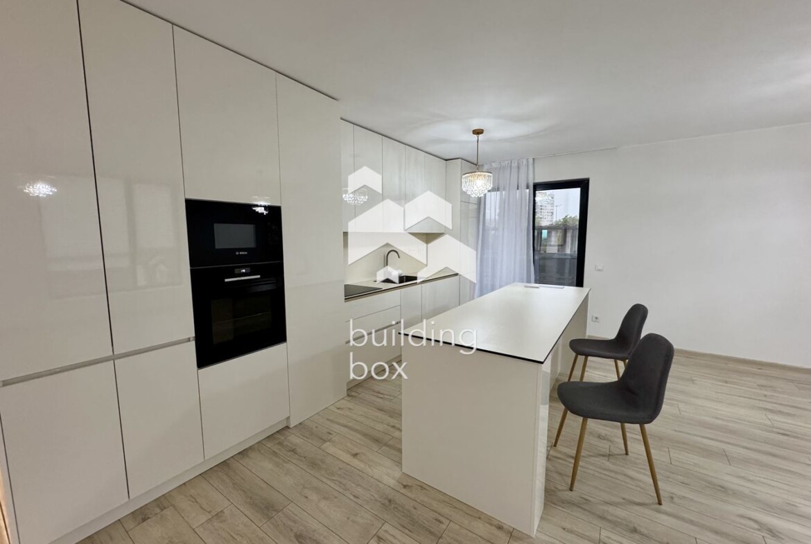 Многостаен апартамент до метро - 0