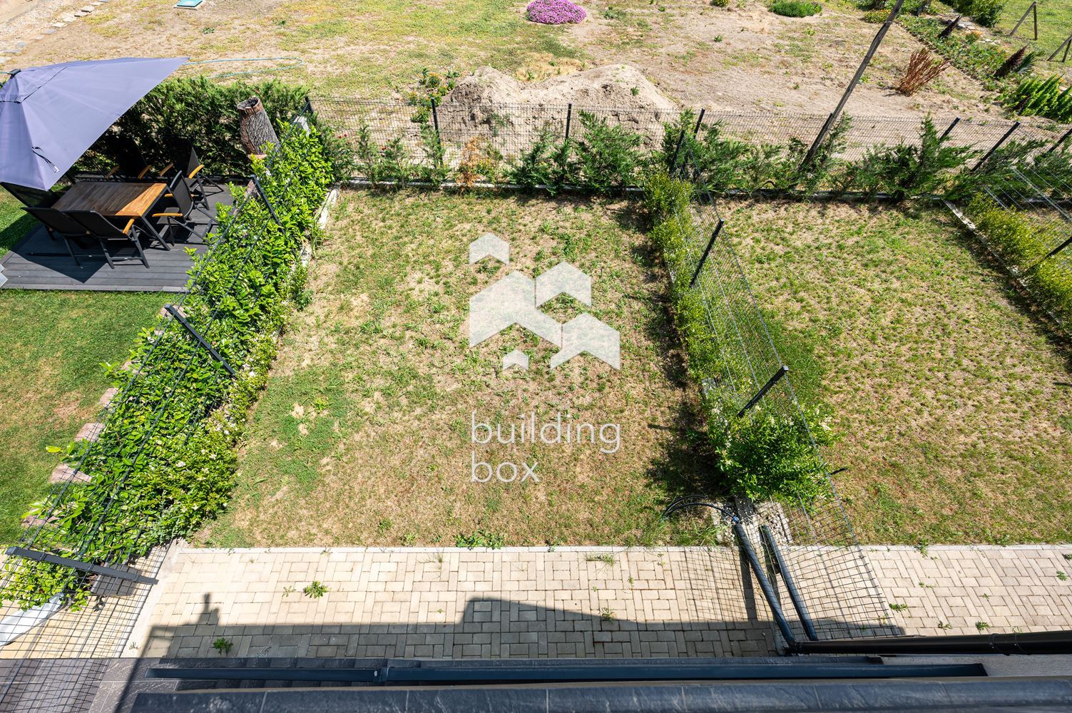 Двуетажна къща с АКТ 16 - кв. Западен - 0