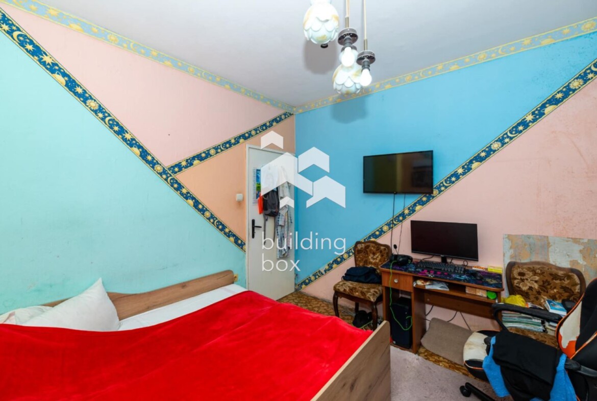 Просторен тристаен панел - кв. "Южен" - 0