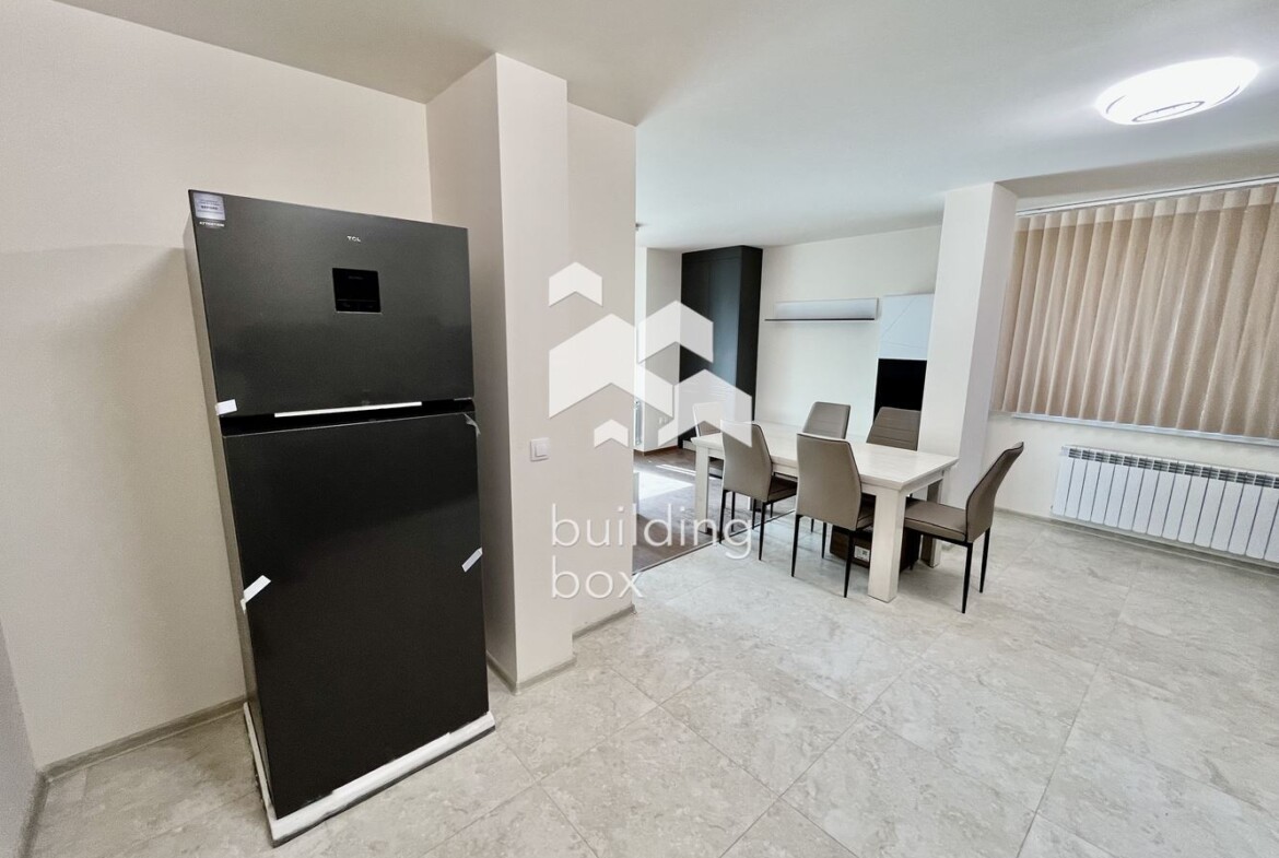 Чисто нов тристаен апартамент, ул. Флора - 0