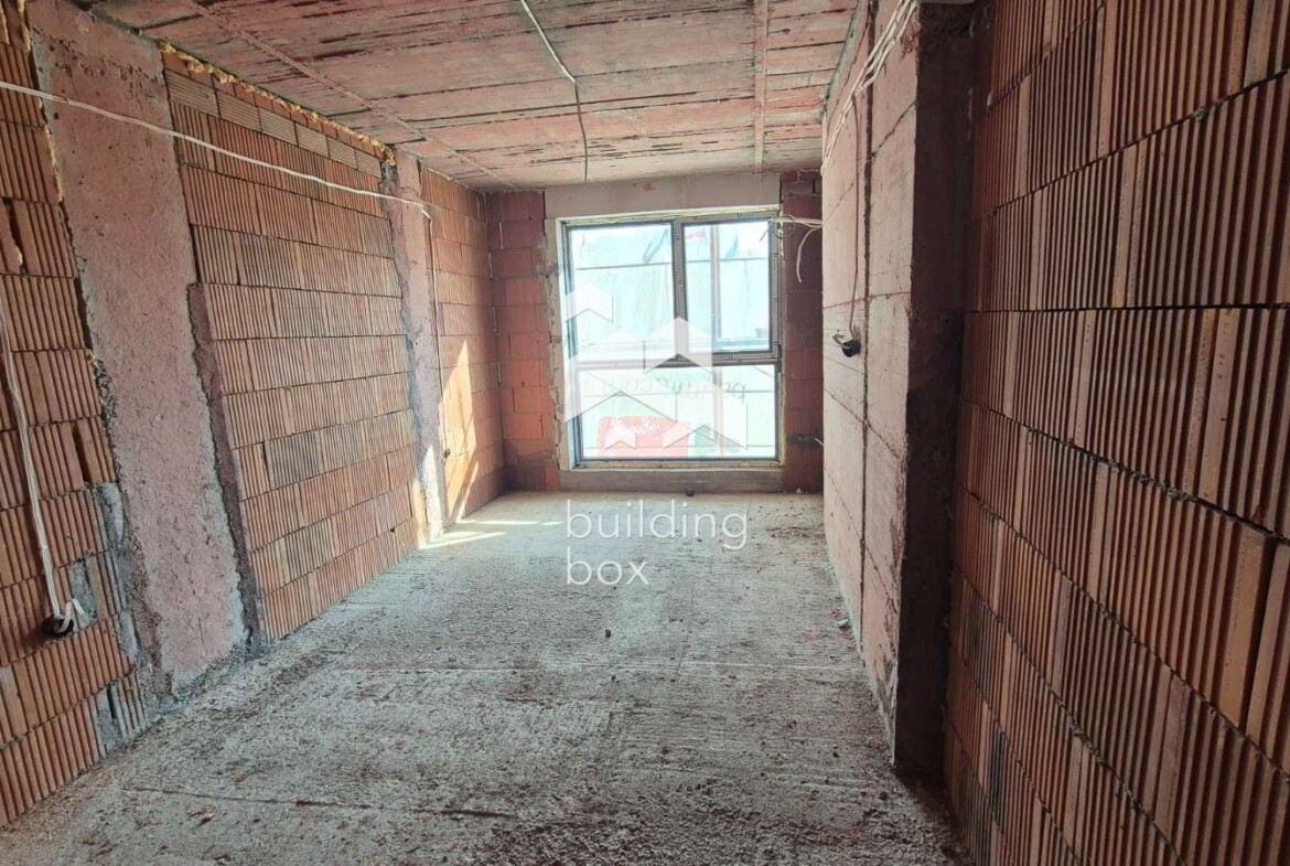 Тристаен апартамент на ул. Рая - 0