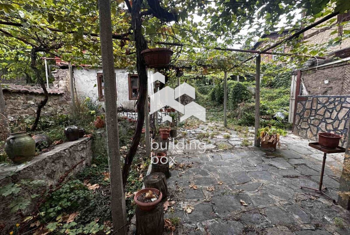 Къща - гр. Перущица - 0