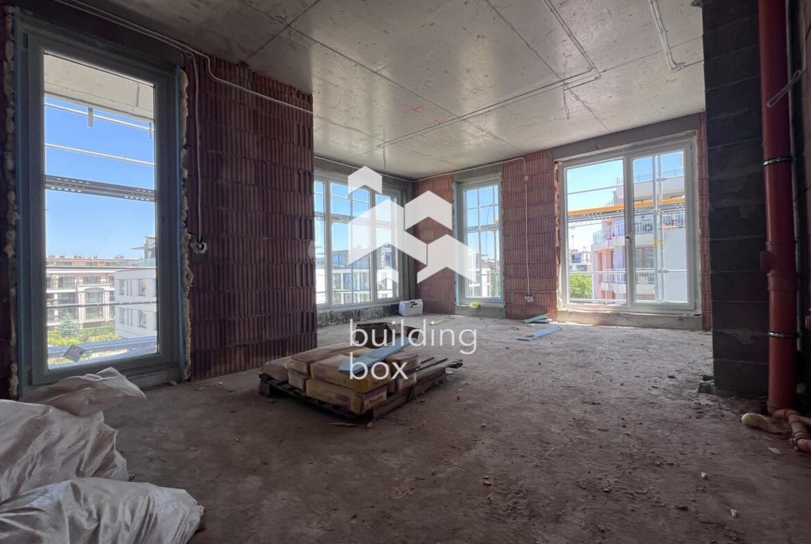 Тристаен апартамент в ж.к. Витоша - 0