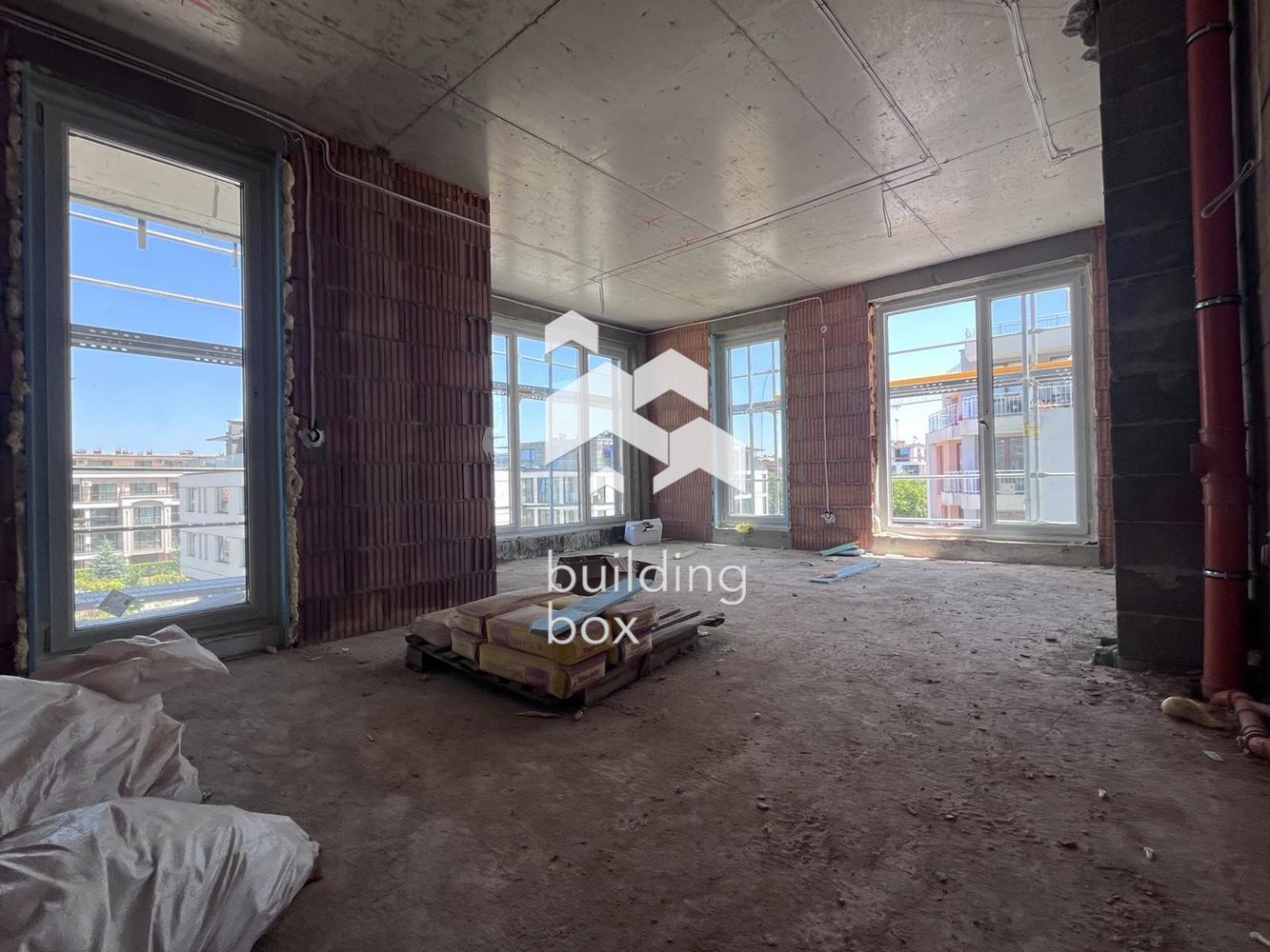 Тристаен апартамент в ж.к. Витоша - 0