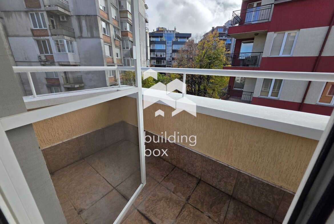 Просторен многостаен апартамент в Лозенец - 0