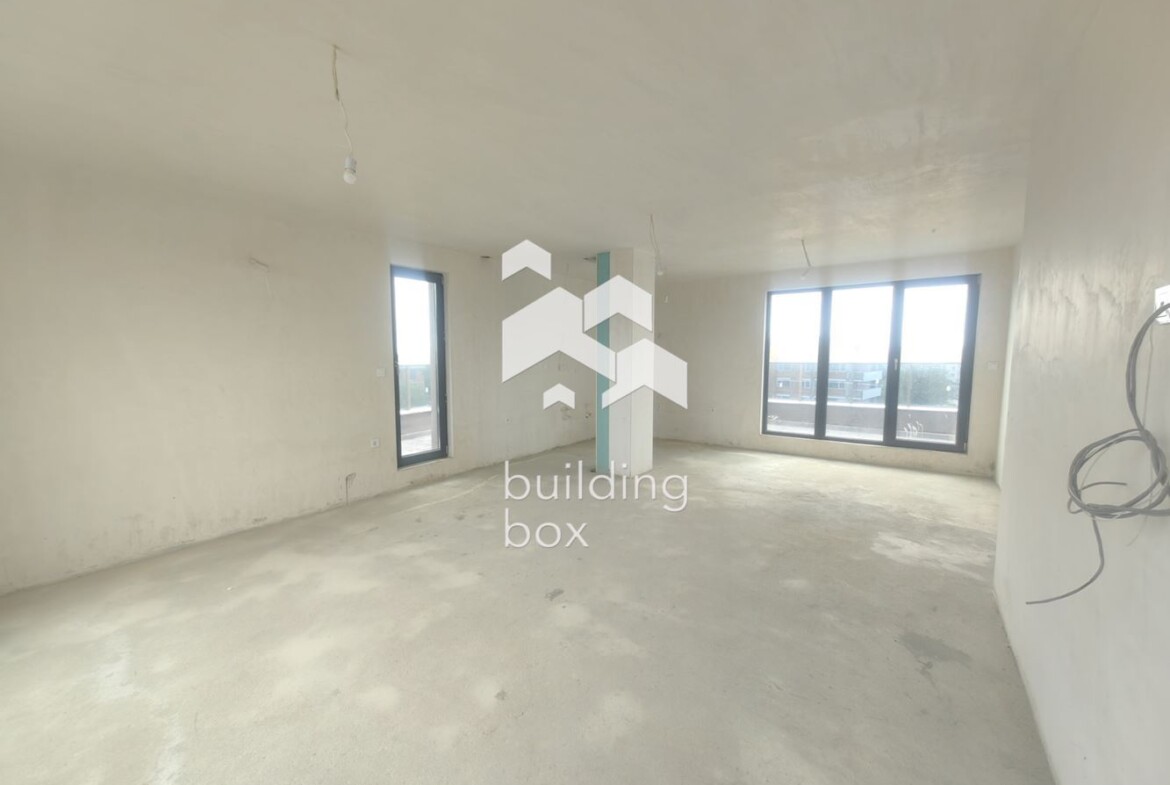 Тристаен апартамент пред АКТ16 - до "ПУ" нова сграда - 0