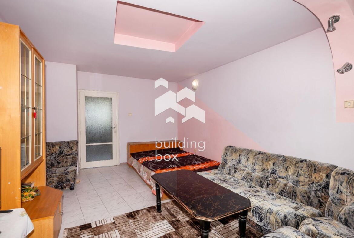 Двустаен апартамент - кв. "Христо Смирненски" - 0