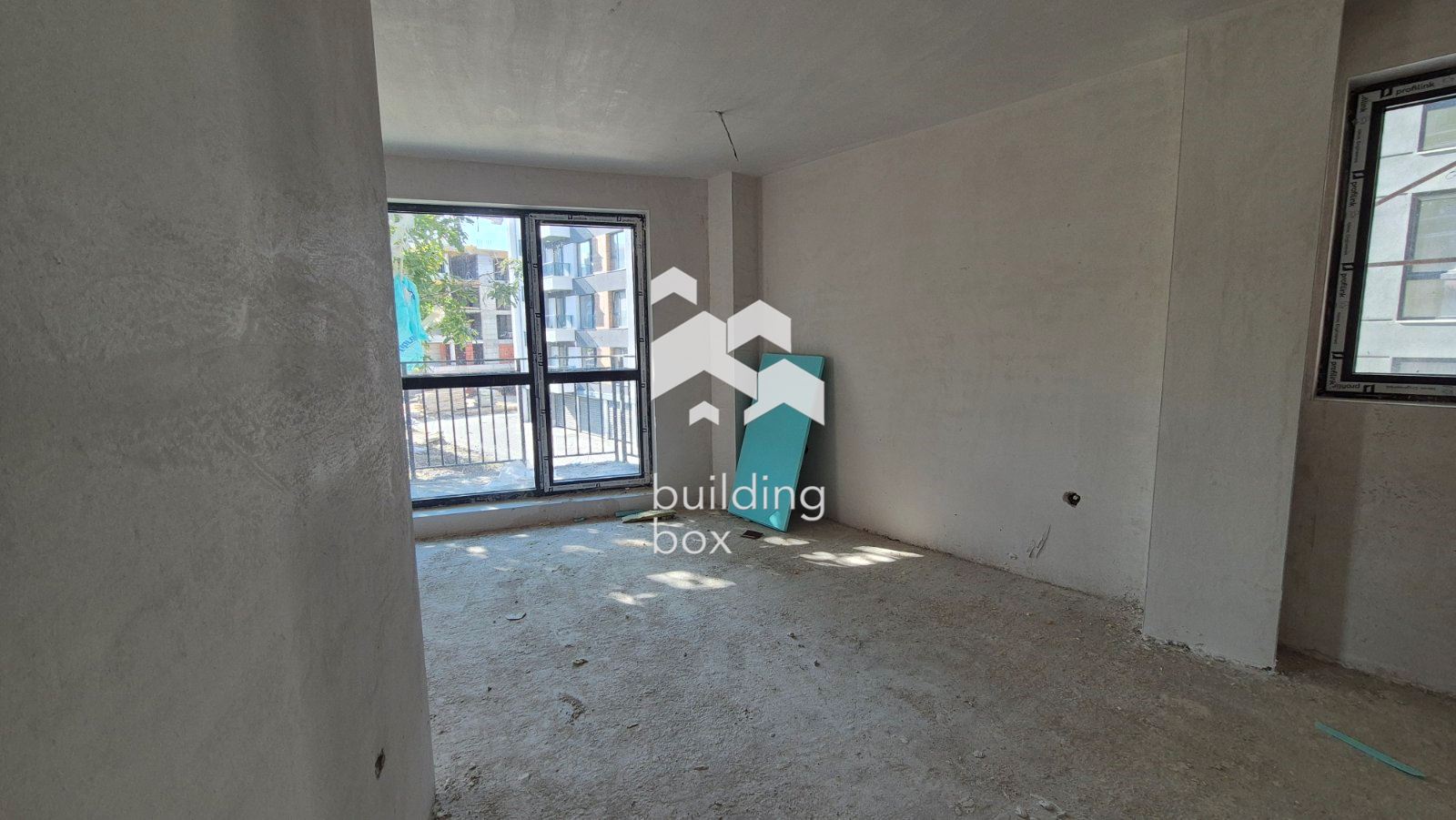 Тристаен апартамент - кв. Христо Смирненски - 0