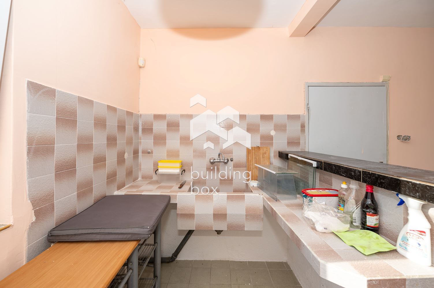 Двуетажна къща на плоча - готова за живеене - 0