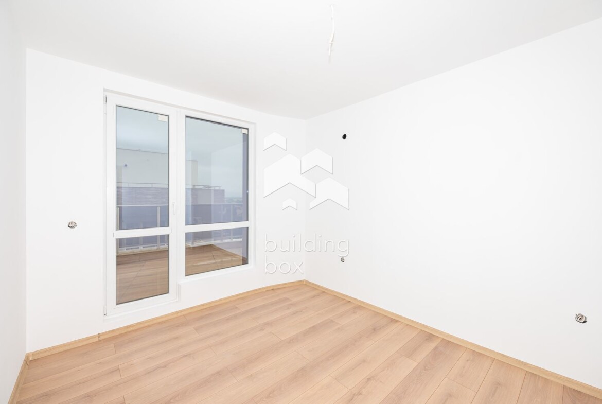 Тристаен апартамент - 0