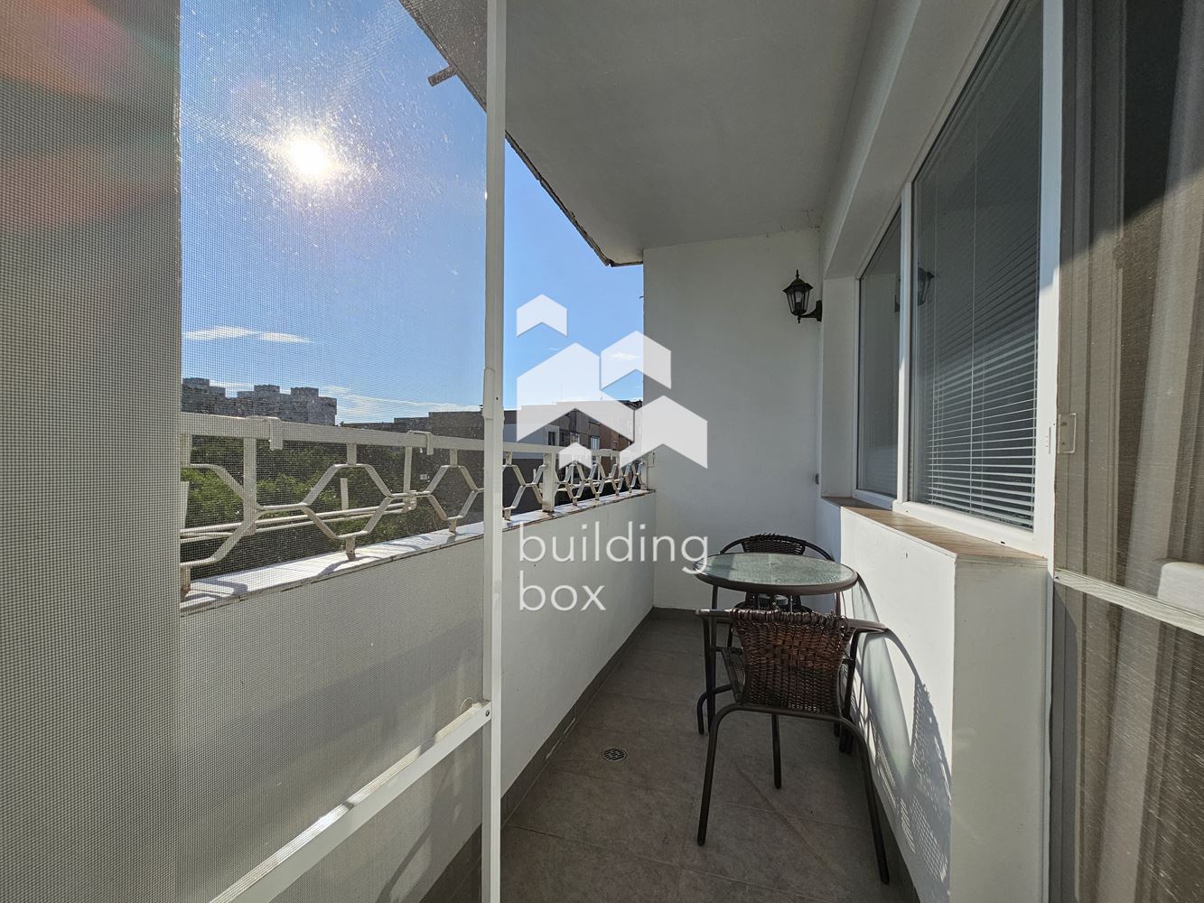 Обзаведен тристаен апартамент - кв. Люлин 3 - 0