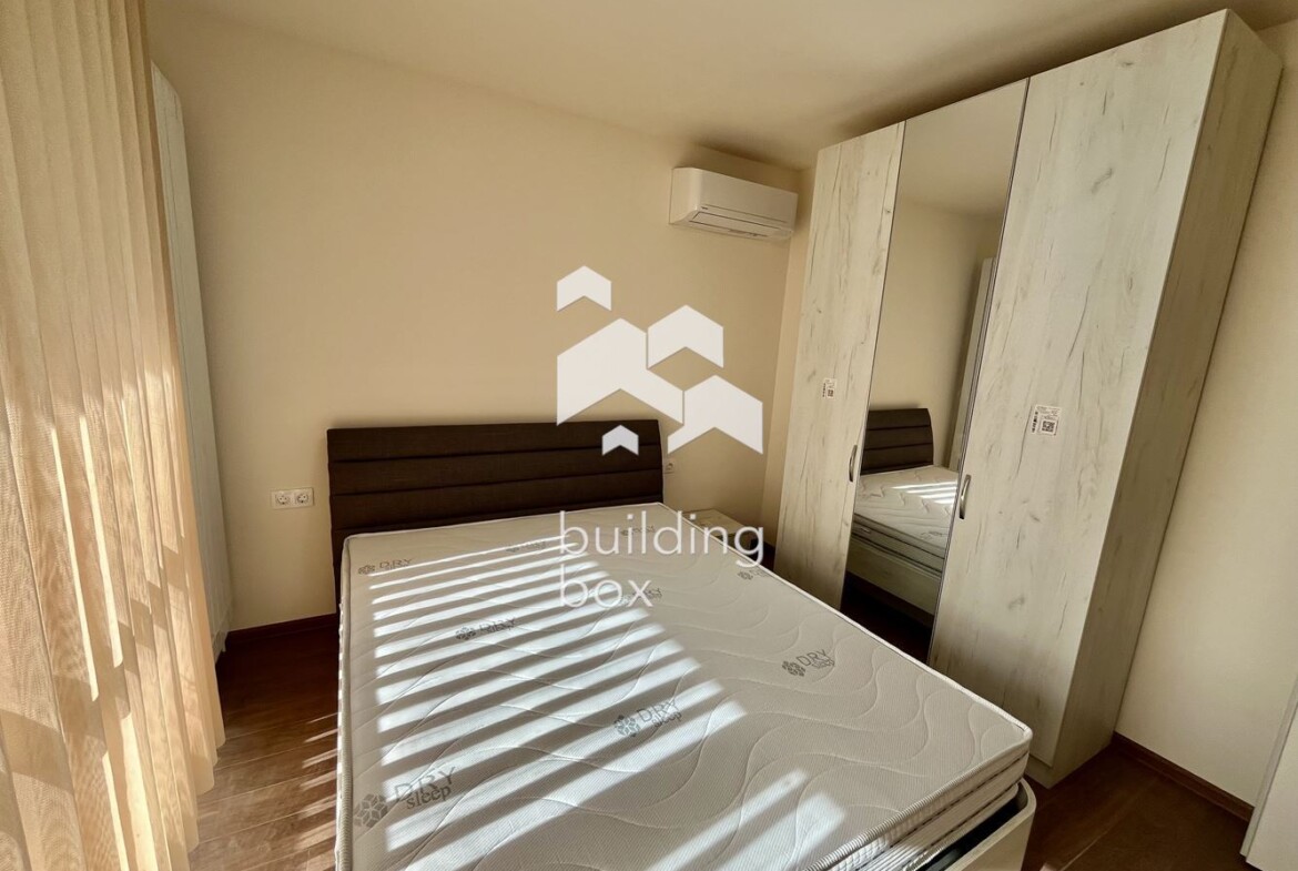 Чисто нов тристаен апартамент, ул. Флора - 0