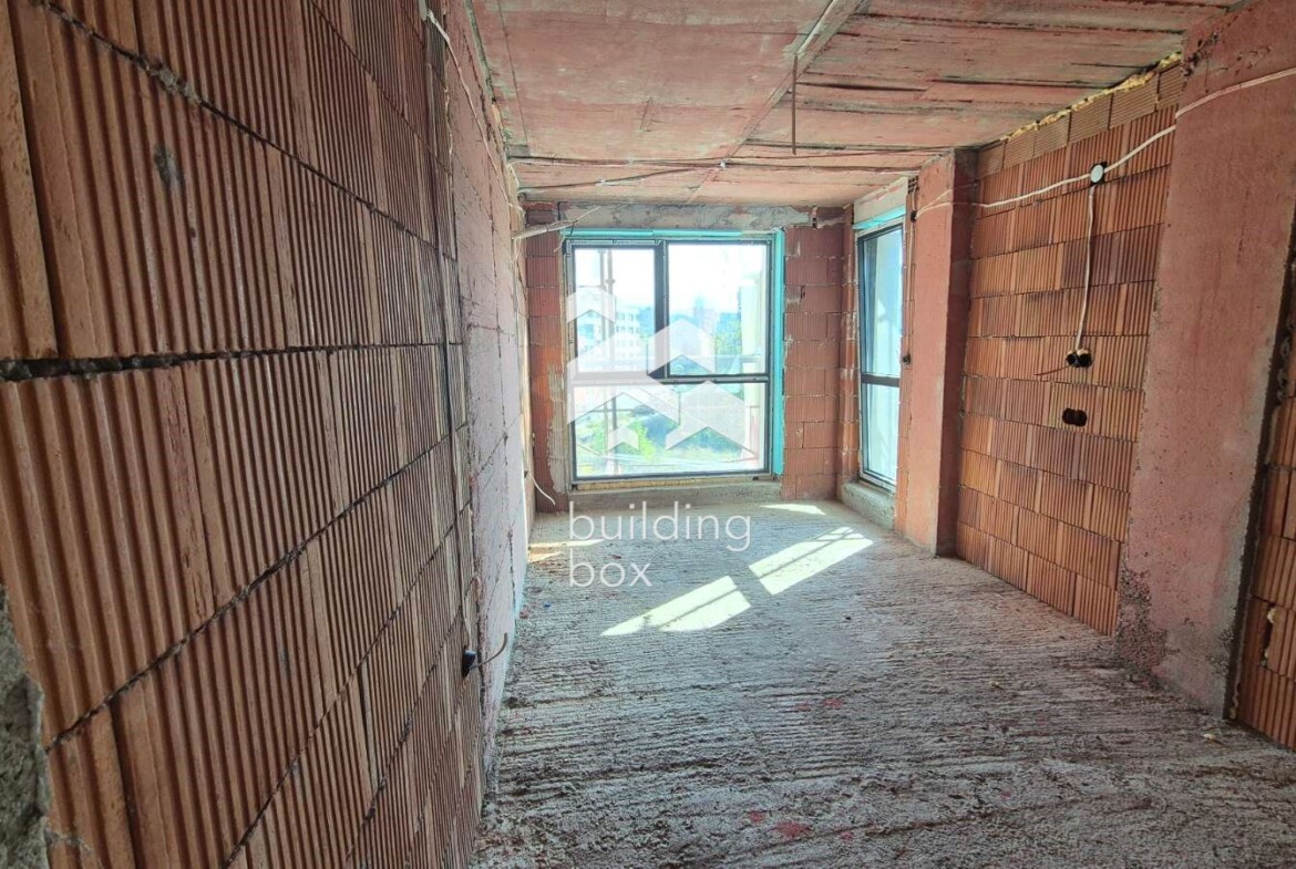 Тристаен апартамент на ул. Рая - 0