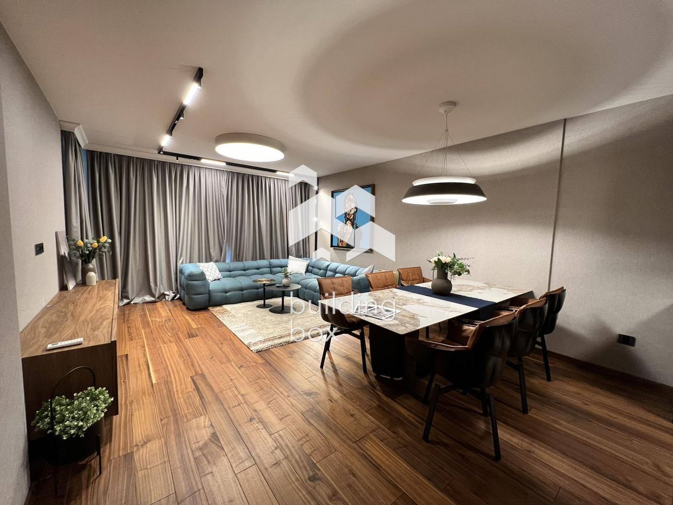 Продава 3-стаен - 0