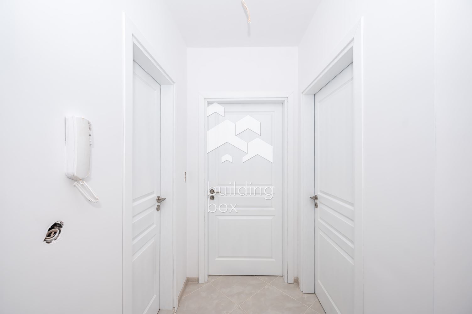 Тристаен апартамент - 0