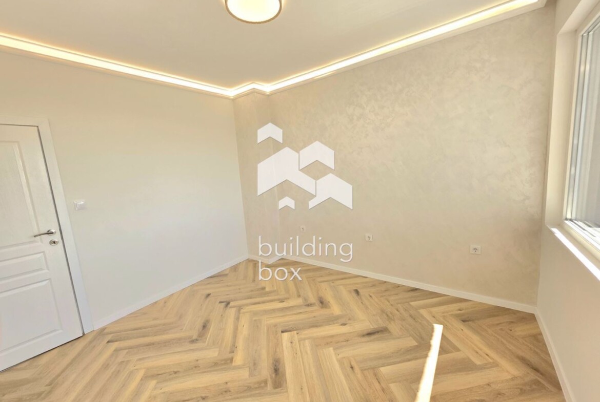 3-стаен - Варна, Зимно кино Тракия - 0