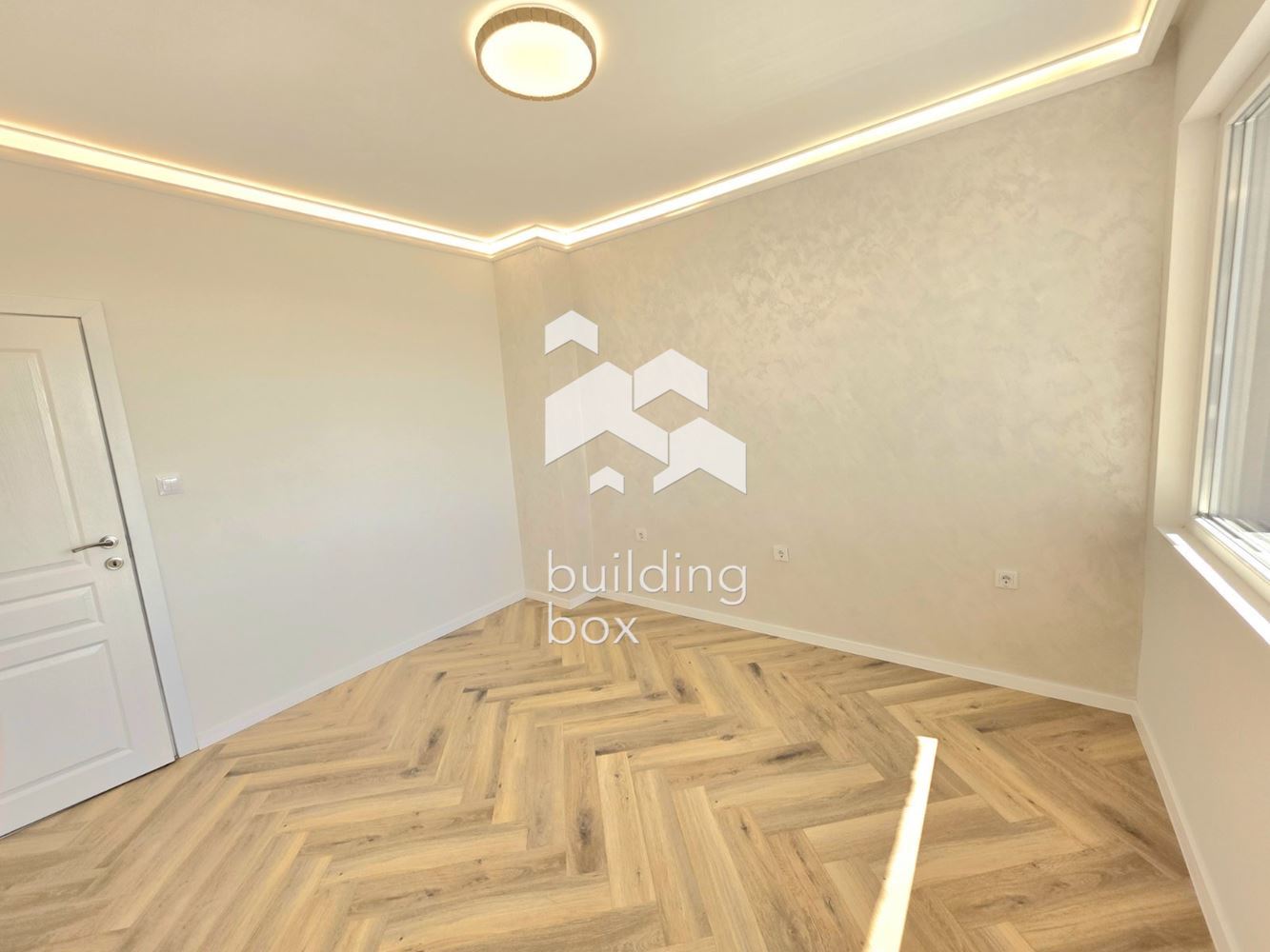 3-стаен - Варна, Зимно кино Тракия - 0