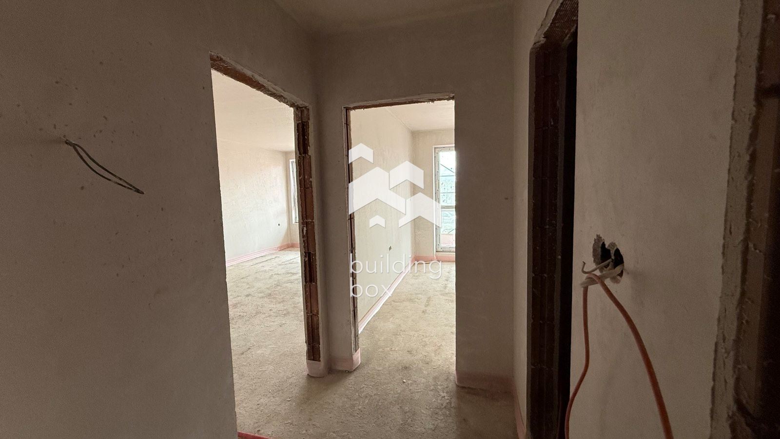 Двустаен апартамент с акт 14 - 0