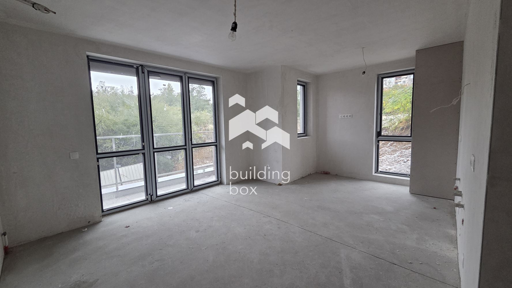 Тристаен апартамент в кв. „Овча Купел 2“