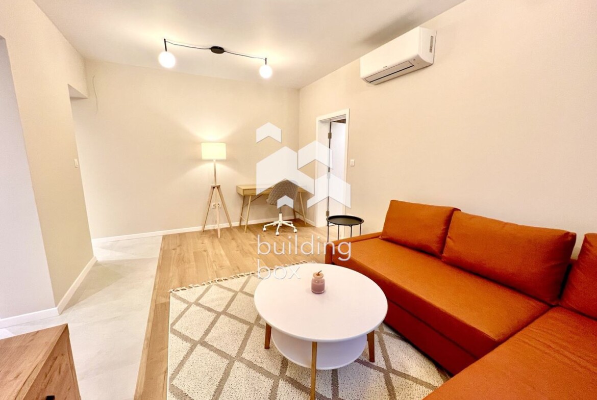 Двустаен апартамент в Лозенец - 0