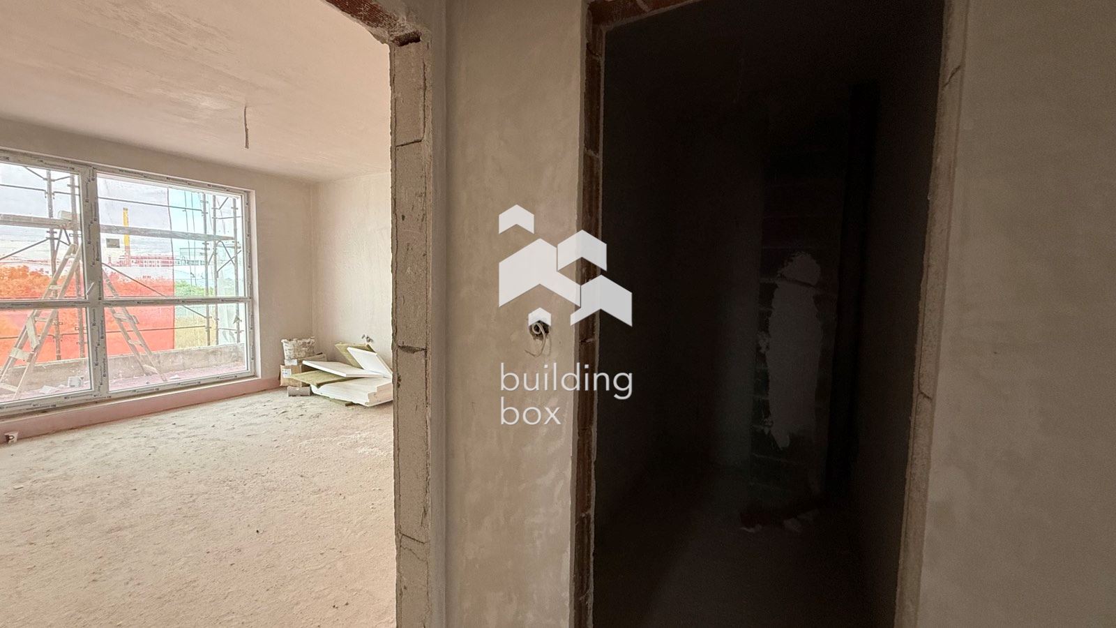 Четиристаен апартамент с акт 14 - 0