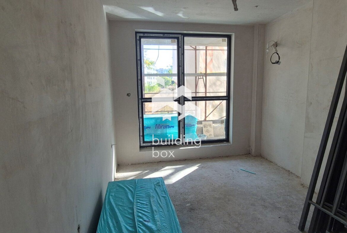 Тристаен апартамент на ул. Рая - 0