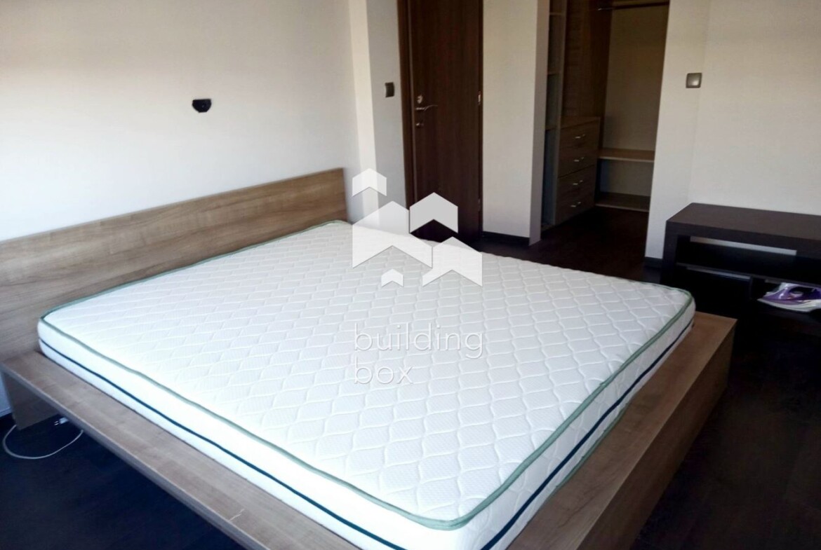 Просторен тристаен апартамент във висок клас затворен комплекс в кв. Витоша - 0