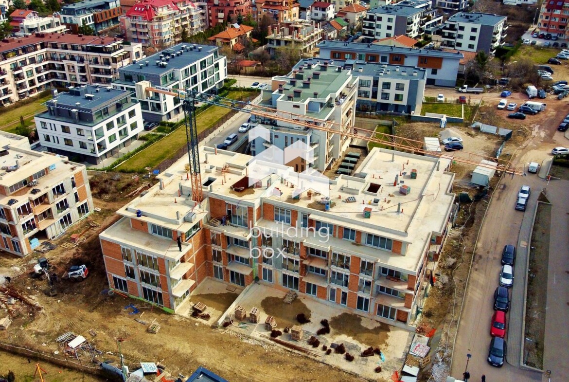 Тристаен пентахаус в ж.к. Витоша - 0