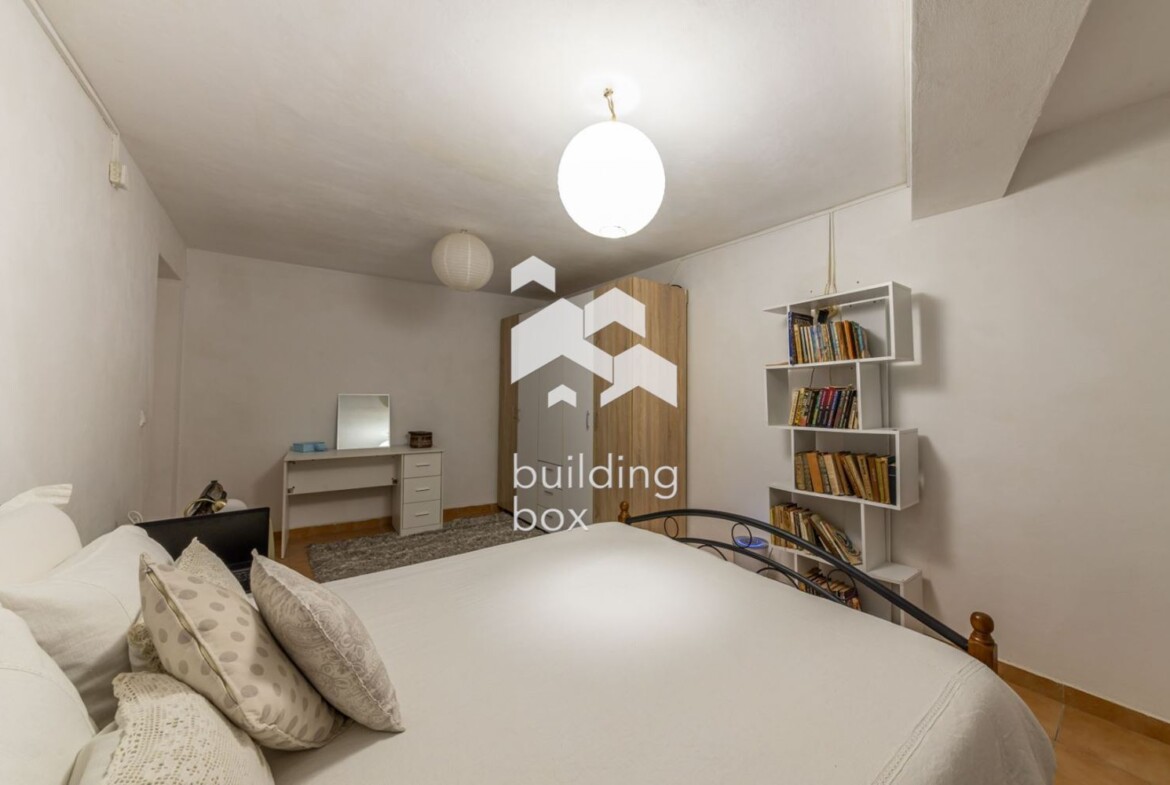 ДВУстаен апартамент в Гръцка махала - 0