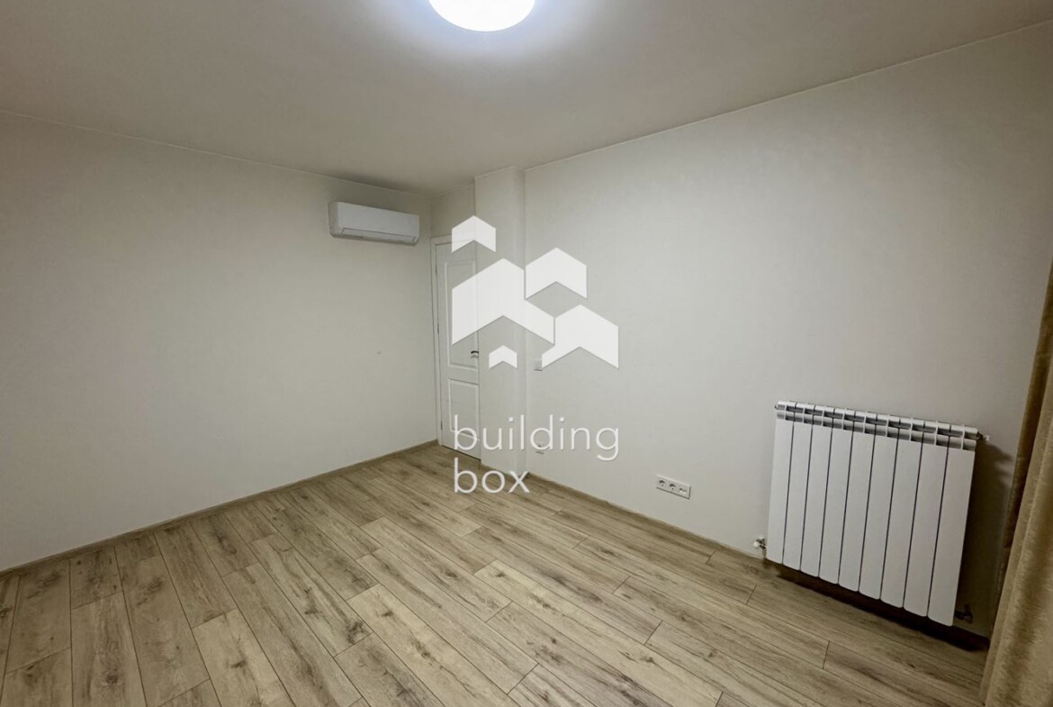 Многостаен апартамент до метро - 0