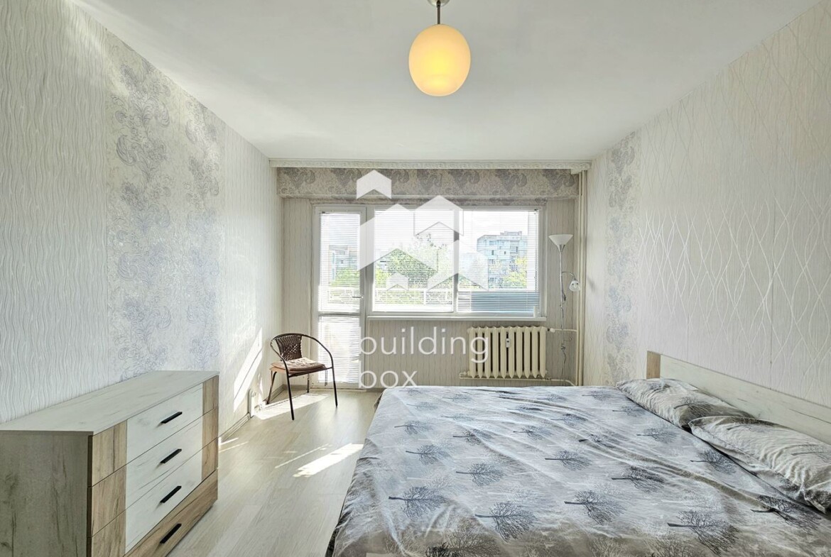 Обзаведен тристаен апартамент - кв. Люлин 3 - 0