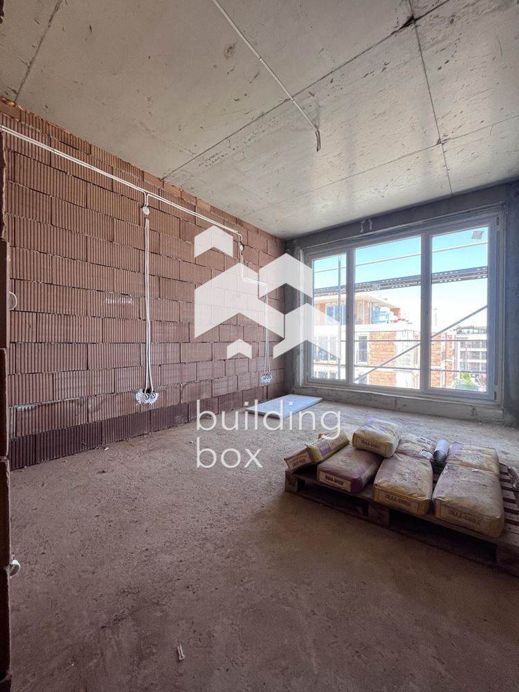 Тристаен апартамент в ж.к. Витоша - 0