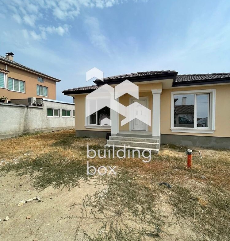 Новопостроена къща в село Рогош - 0