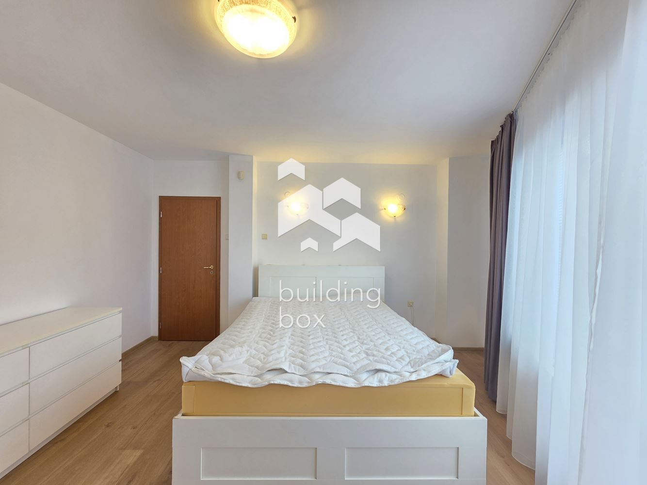 Просторен многостаен апартамент в Лозенец - 0