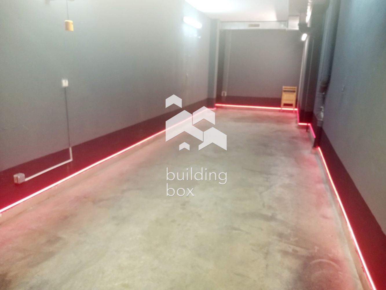 Просторен тристаен апартамент в затворен комплекс в кв. Витоша - 0