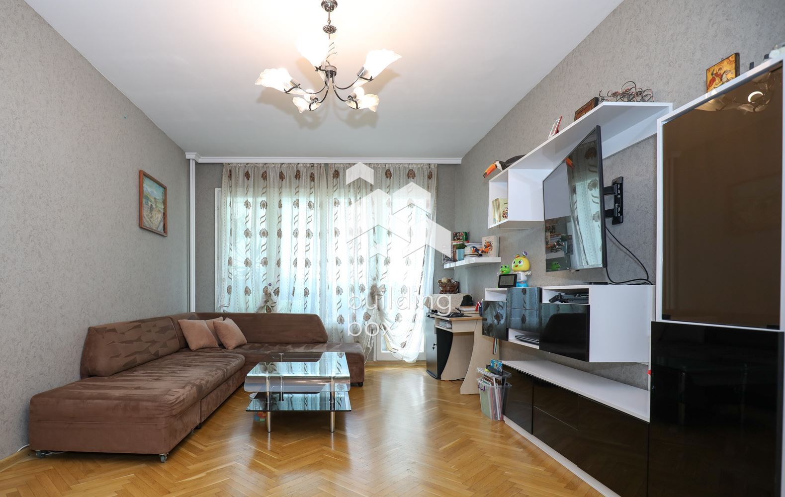 Двустаен апартамент в Младост 4