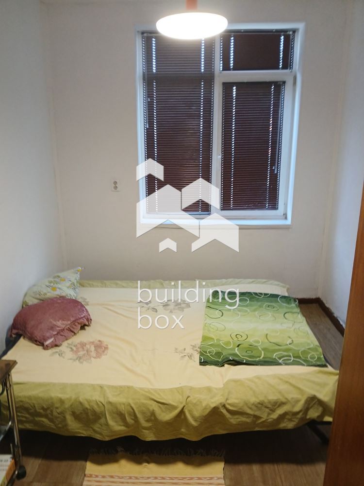 ПРОДАВА 4-СТАЕН АПАРТАМЕНТ В ЦЕНТЪРА НА СОФИЯ - 0