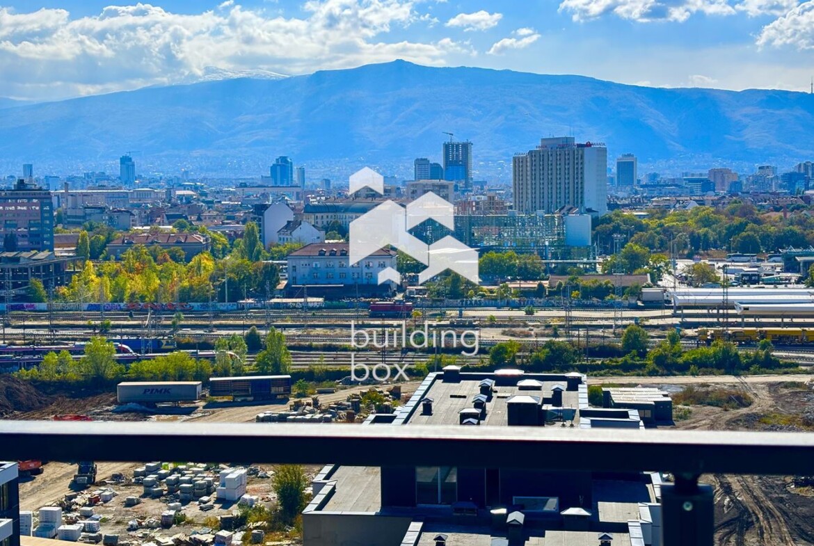 Двустаен апартамент в комплекс "Capitol Residence" - 0