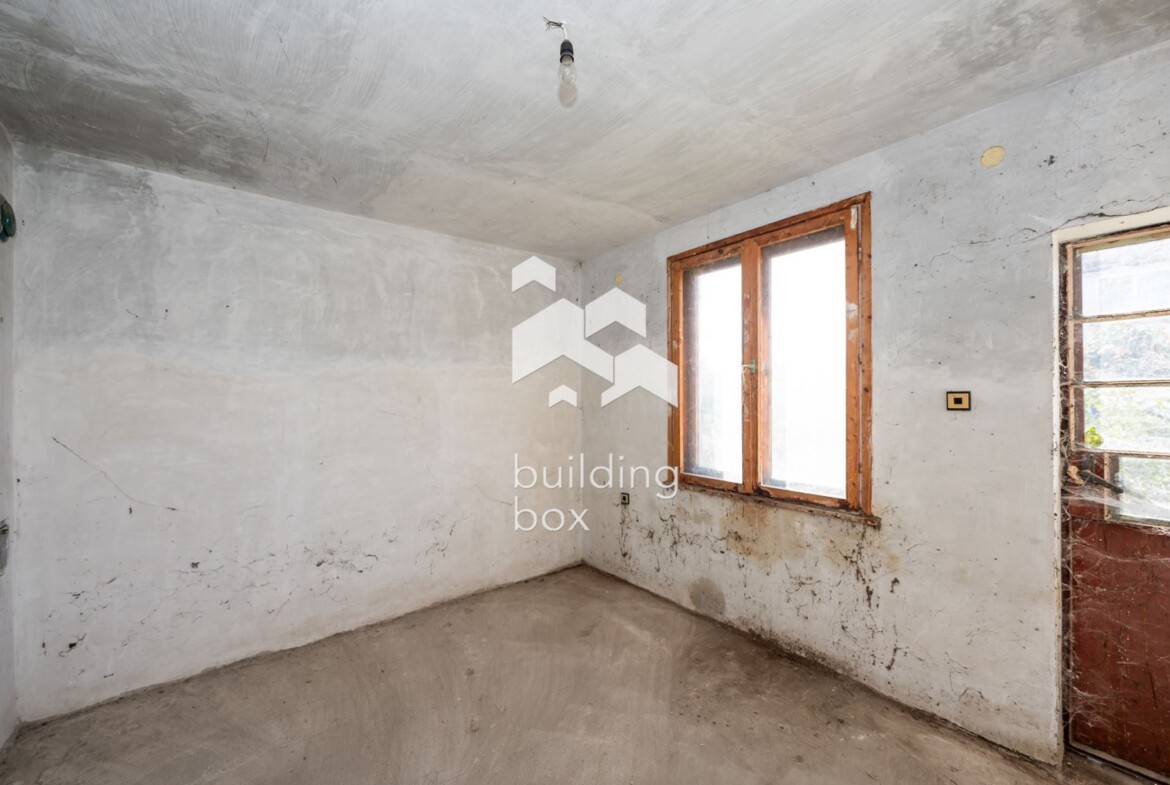 Къща - село Калековец - 0