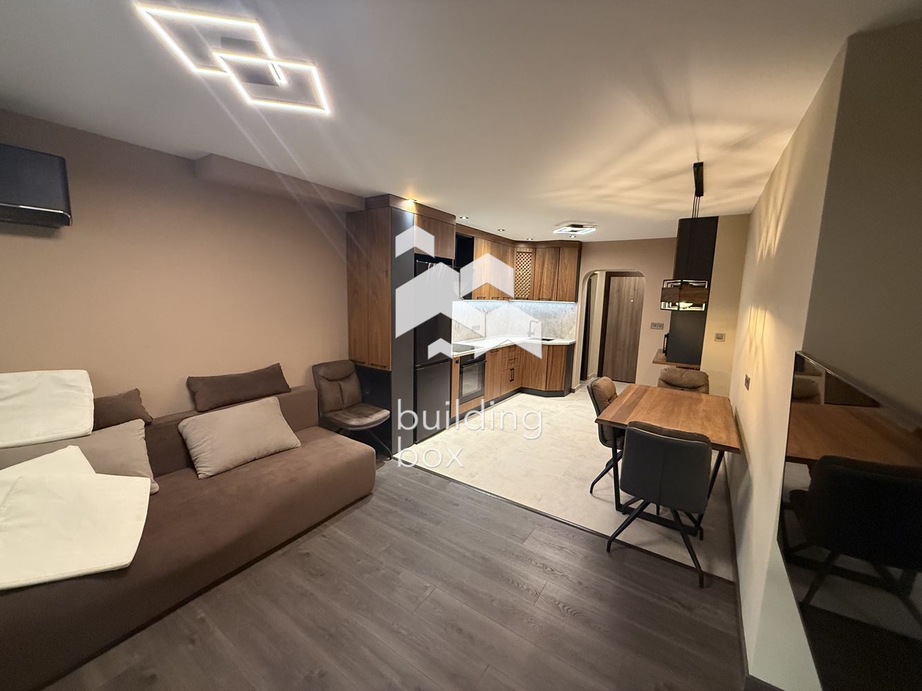 4-стаен апартамент в кв.Изток - 0