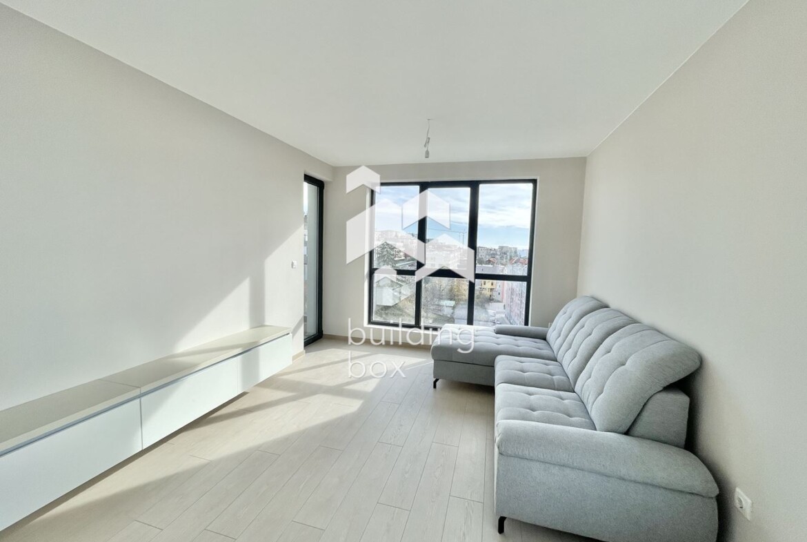 НОВ напълно обзаведен двустаен апартамент в кв. Бриз - 0