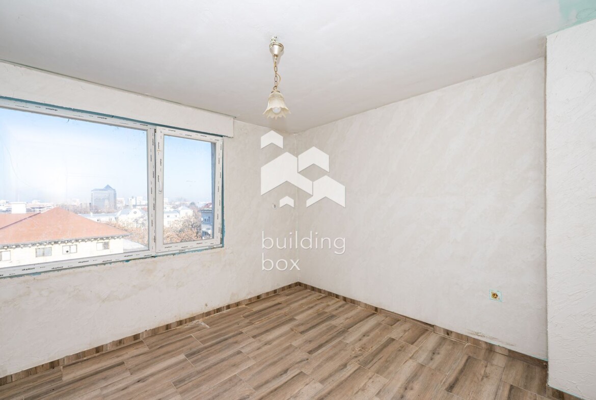 Многостаен апартамент в центъра на гр. Пловдив - 0