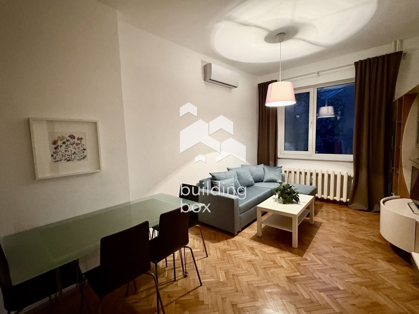 Тристаен апартамент в Центъра - 0