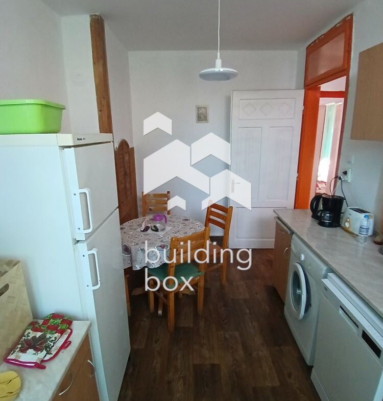 ПРОДАВА 4-СТАЕН АПАРТАМЕНТ В ЦЕНТЪРА НА СОФИЯ - 0